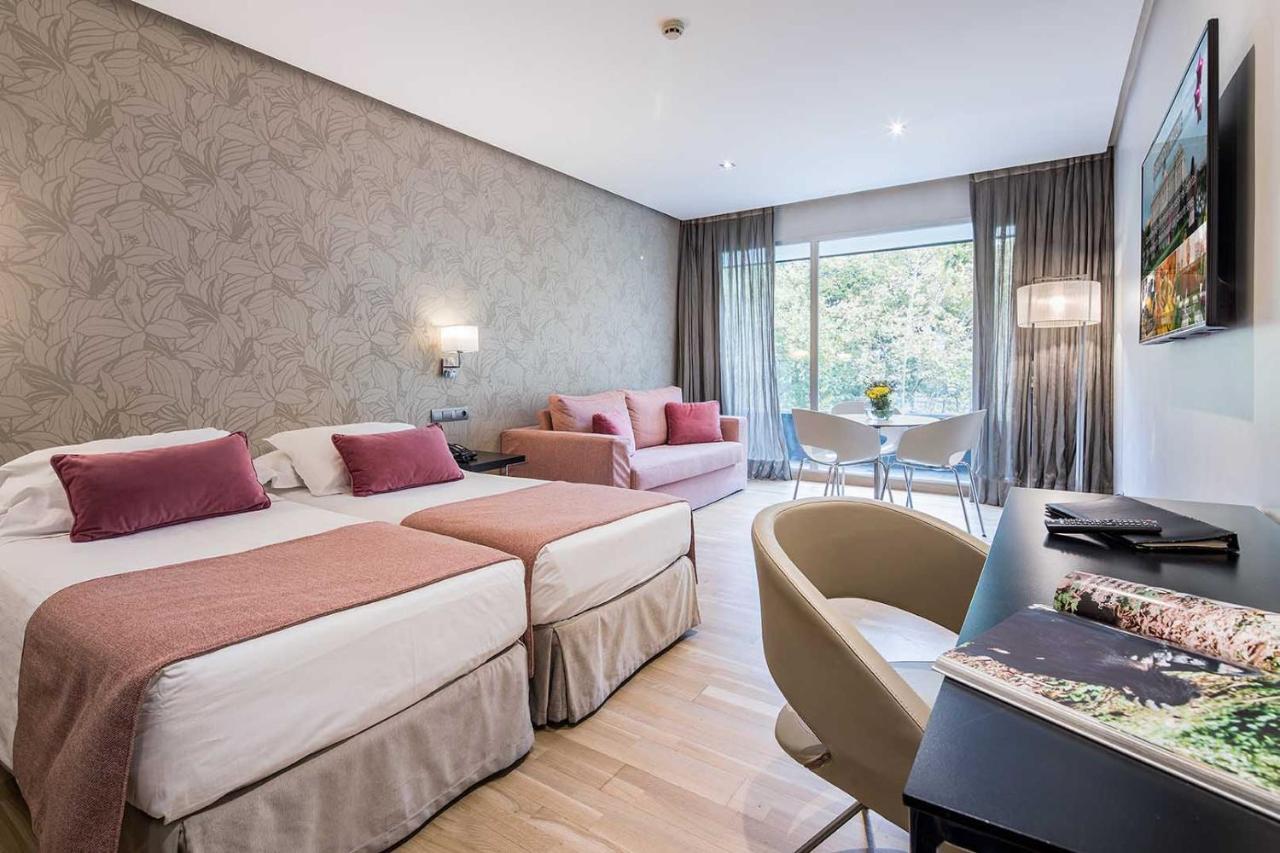 Apartosuites Jardines De Sabatini Madrid Luaran gambar