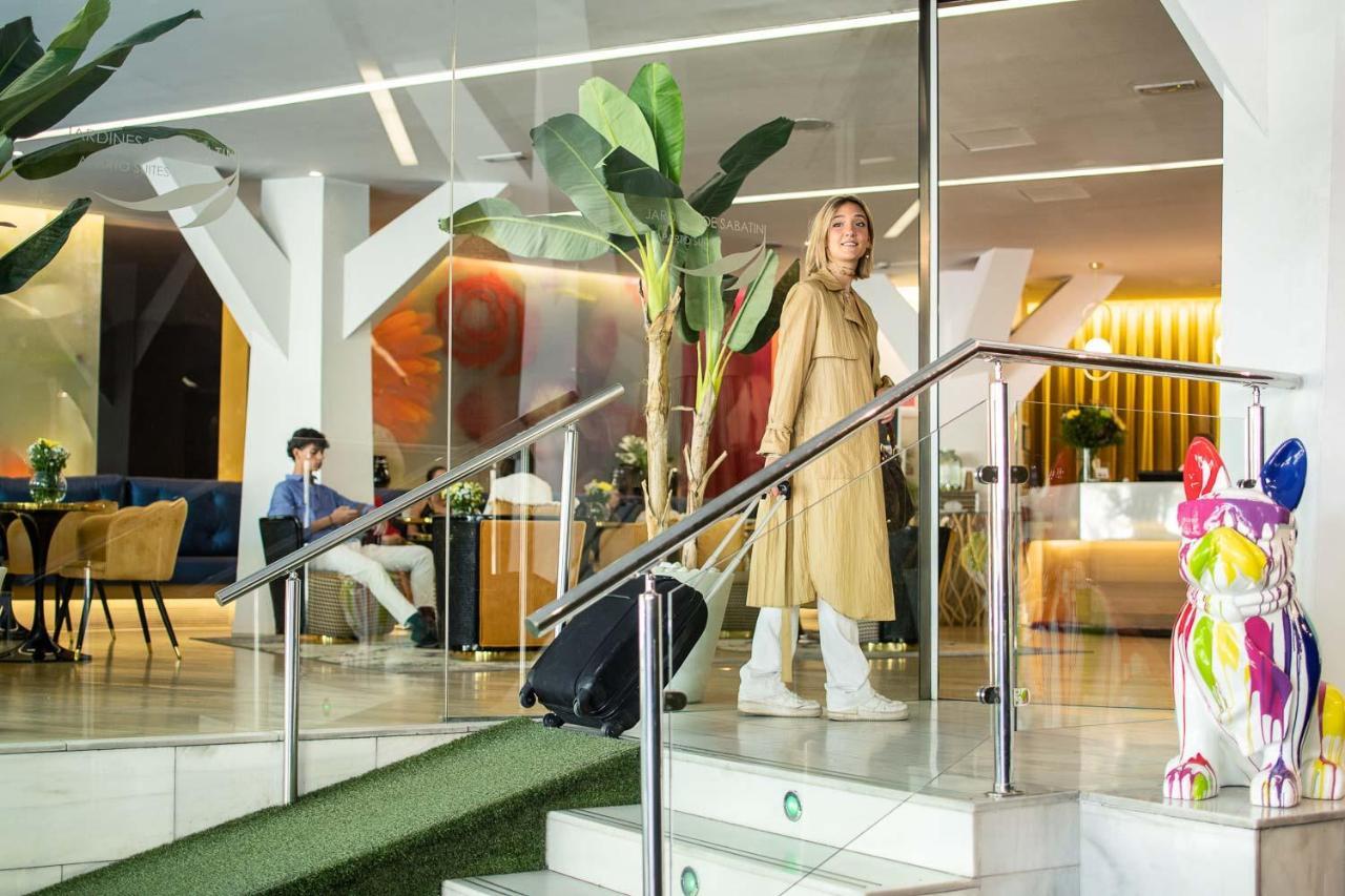 Apartosuites Jardines De Sabatini Madrid Luaran gambar