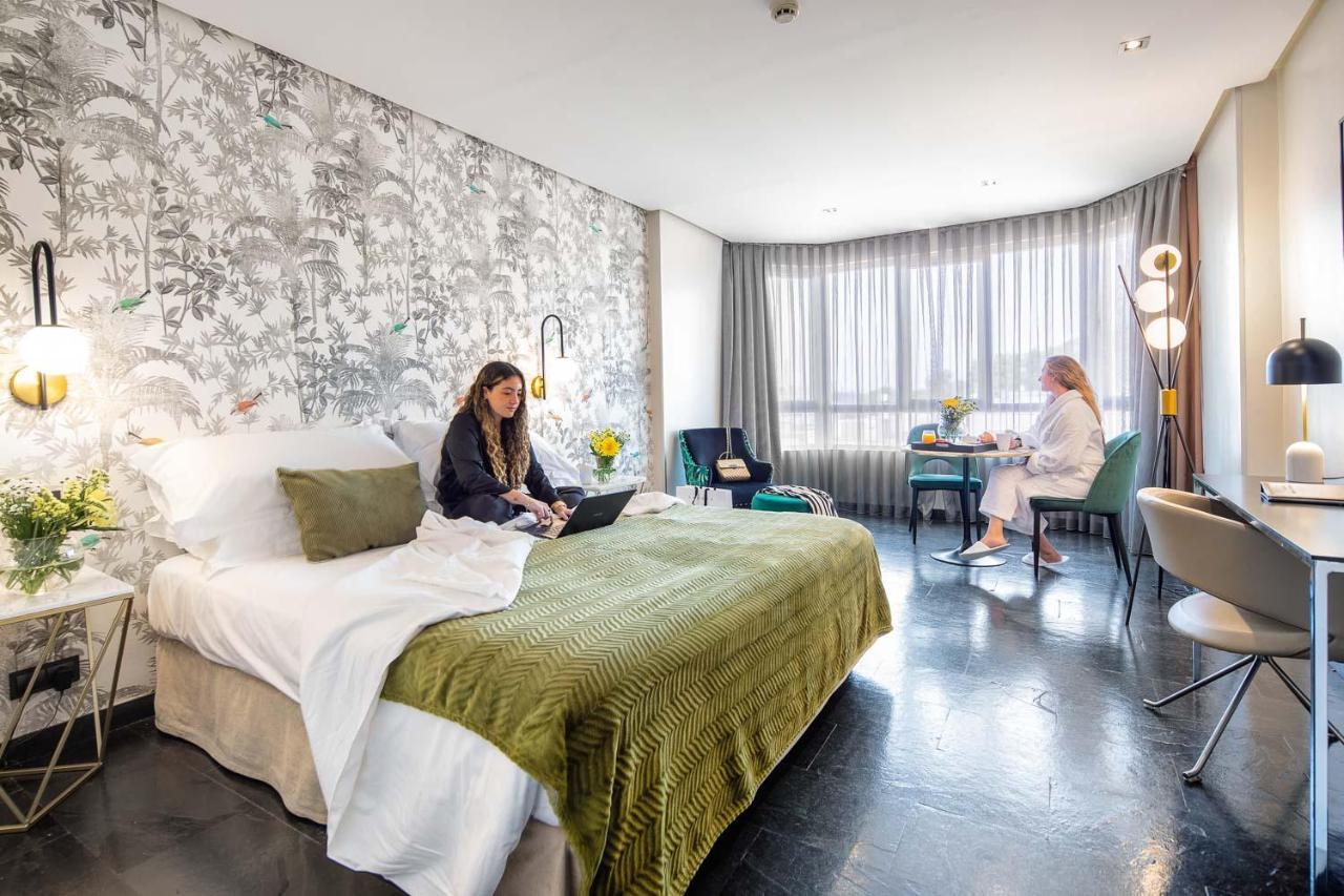 Apartosuites Jardines De Sabatini Madrid Luaran gambar