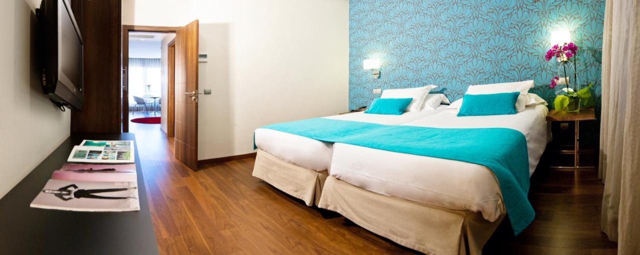 Apartosuites Jardines De Sabatini Madrid Luaran gambar
