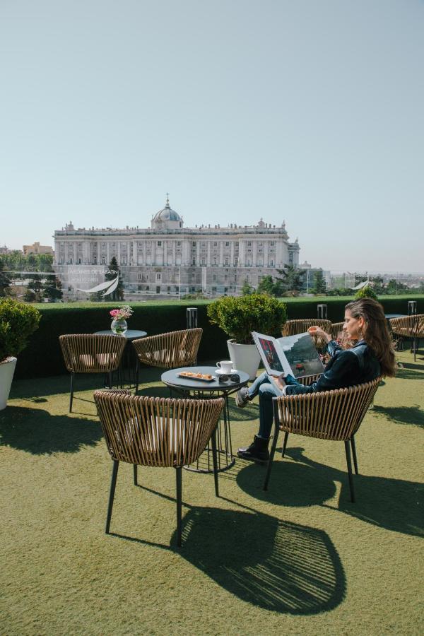Apartosuites Jardines De Sabatini Madrid Luaran gambar