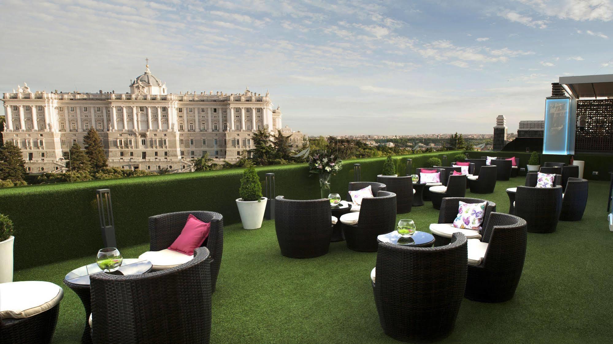 Apartosuites Jardines De Sabatini Madrid Luaran gambar