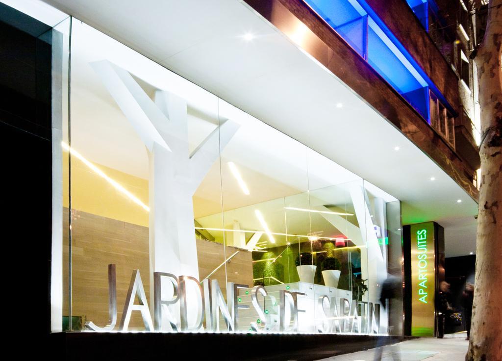 Apartosuites Jardines De Sabatini Madrid Luaran gambar